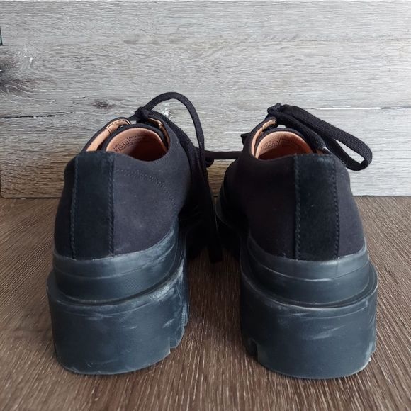 Vionic Black Chunky Sole Sneakers - Picture 5 of 10